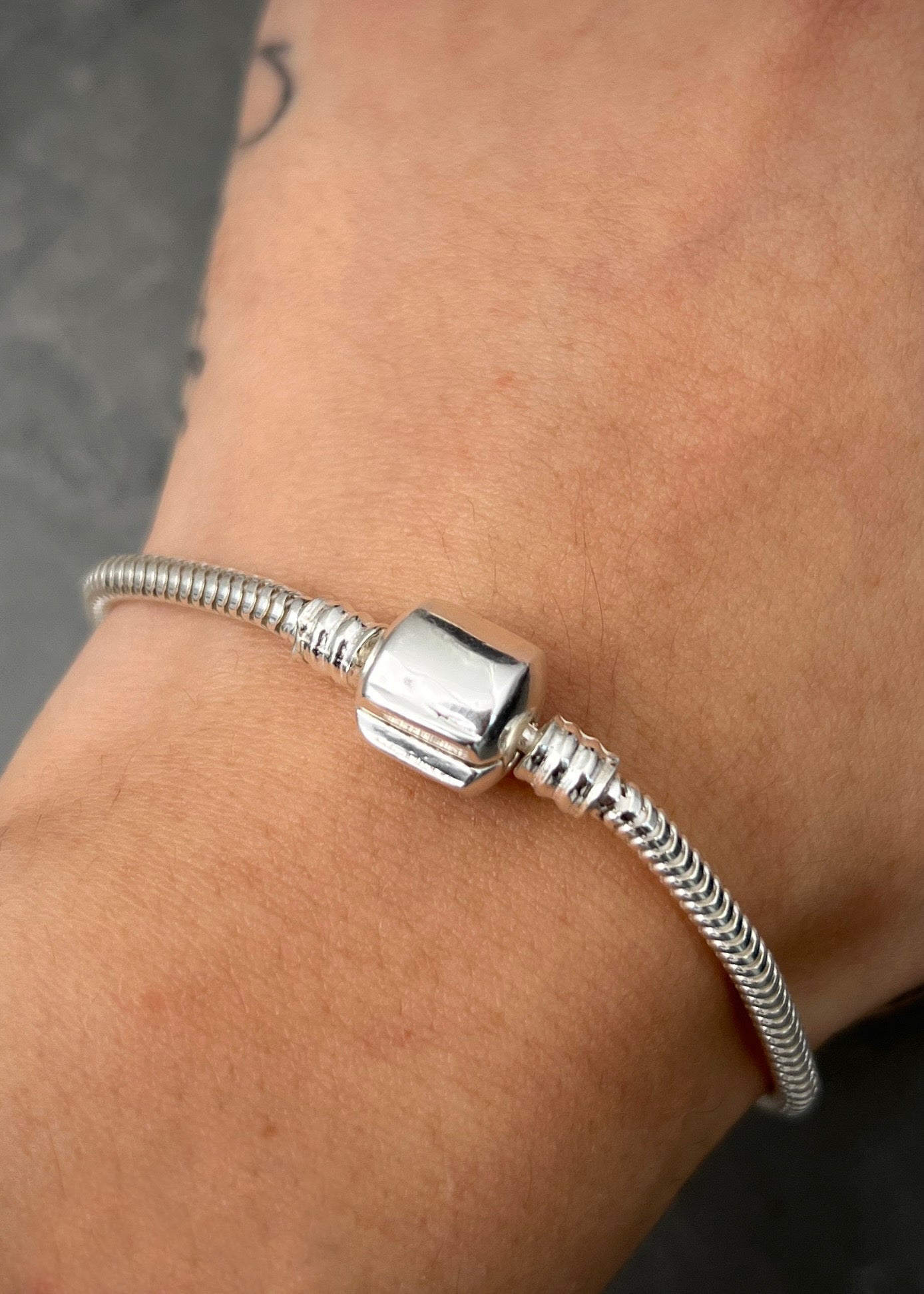 Pulso PD 9.45gr / Largo 17.5cm / Plata P