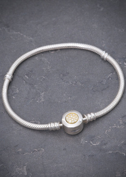 Pulso PD con swarovski blanco 14.9gr / Largo 18cm / Plata M