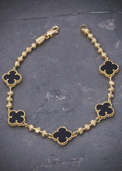 Pulso lucky clover piedra negra 7.85gr / Largo 17cm / Oro Amarillo Nac B