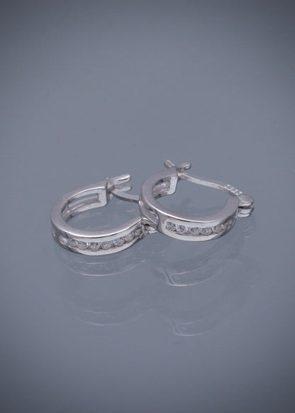 Candongas con swarovski blanco 1.65gr / Largo 1.2cm / Plata P