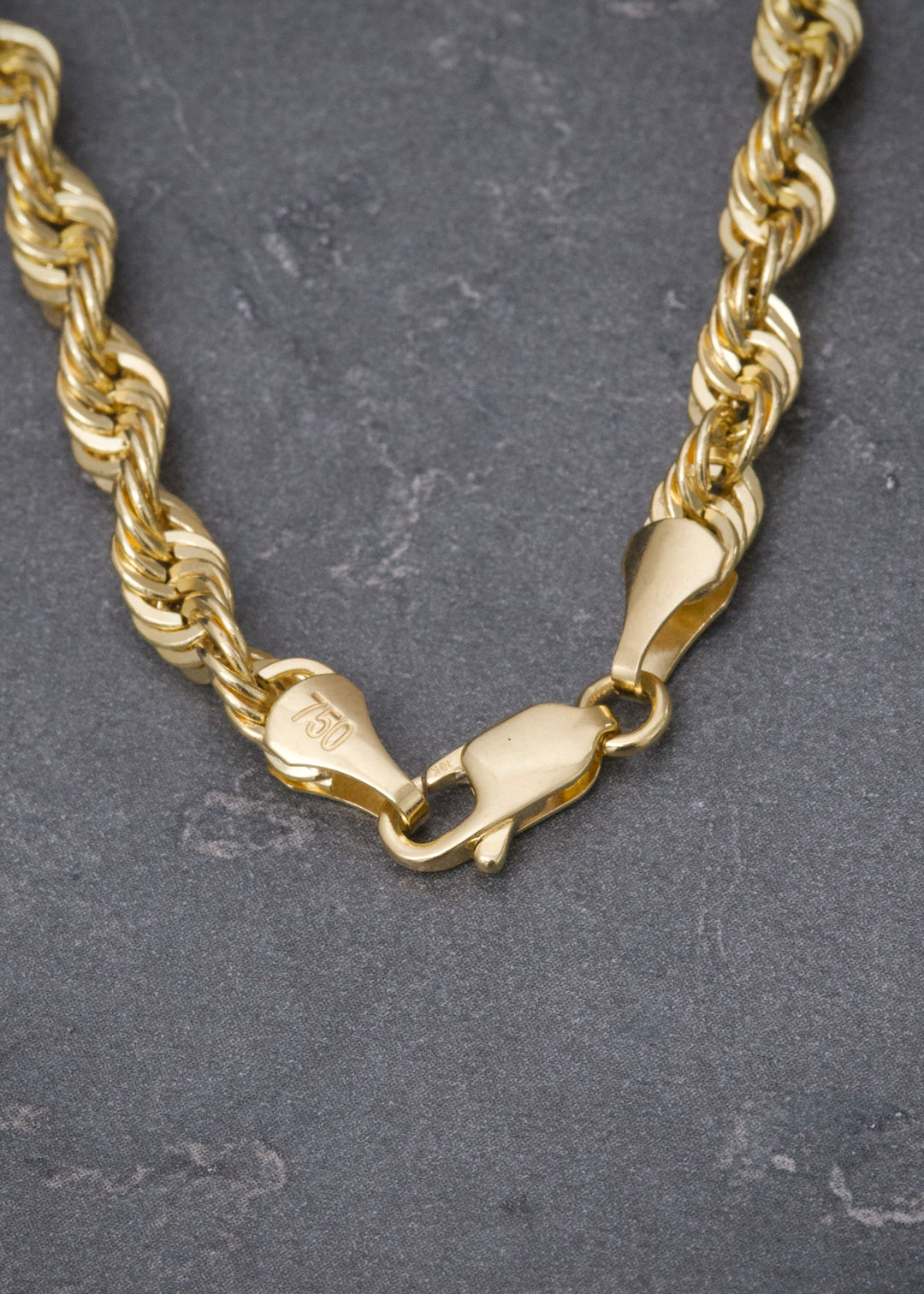 Cadena Lazo 15.4gr / 70cm / 4.9mm — Oro Amarillo