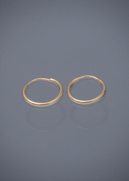 Candongas lisas 0.45gr / Largo 1.1cm / Oro Amarillo Nac P