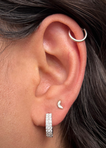 Candongas con 114pts de diamantes 5.25gr / Largo 1.3cm / Oro Blanco (Joya) M