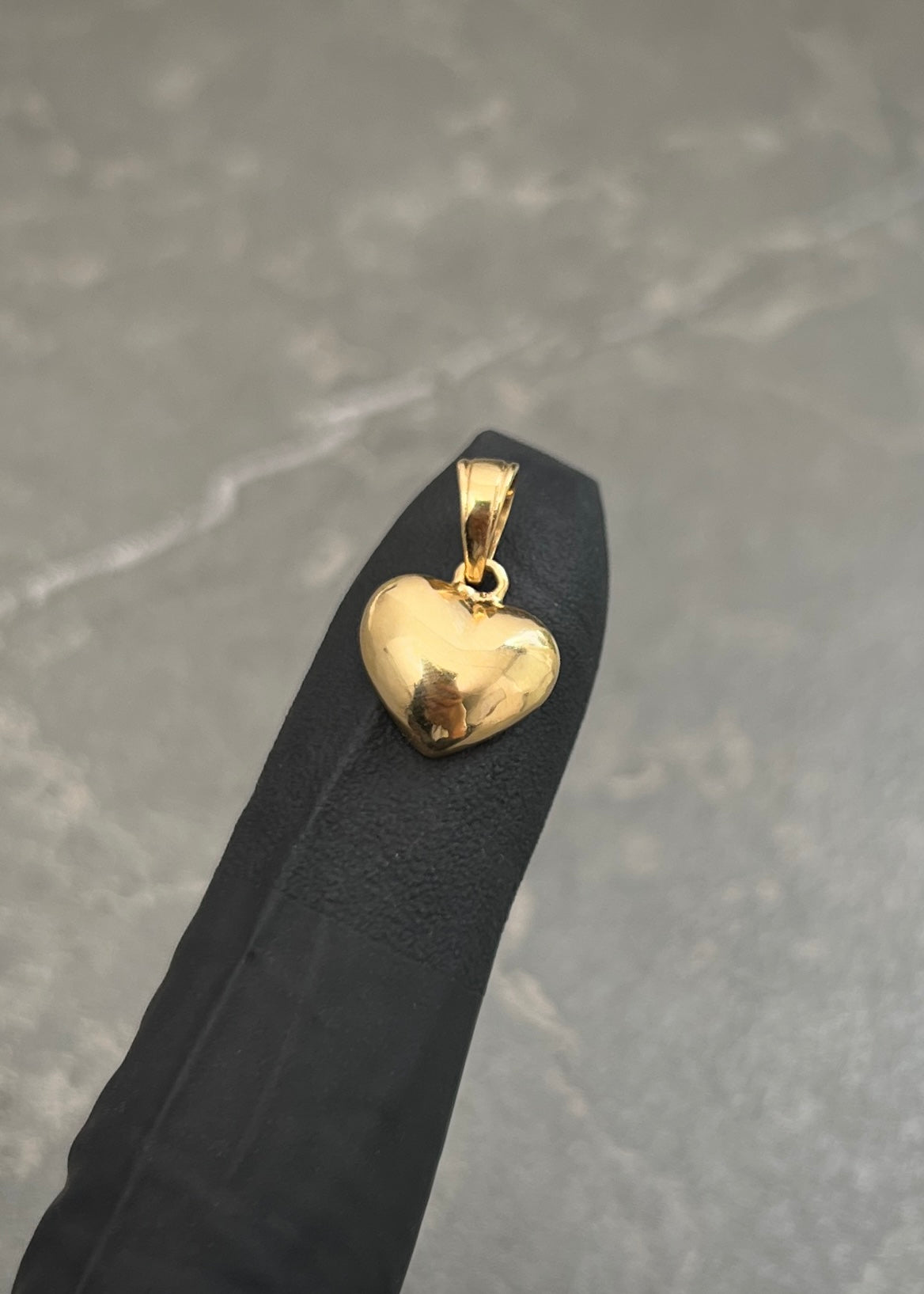 Dije Corazon 0.9gr / 1.6cm / 10.5mm — Oro Amarillo