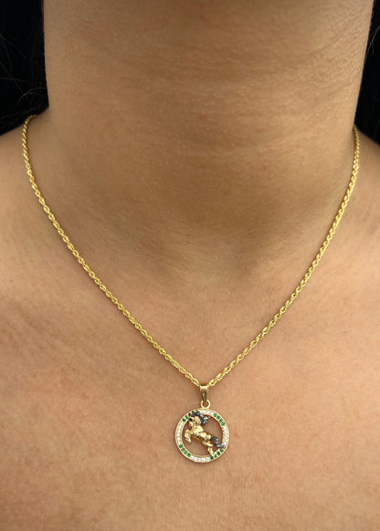 Dije Caballo con Swarovskis 1.5gr / 2.4cm / 16.3mm — Oro Amarillo