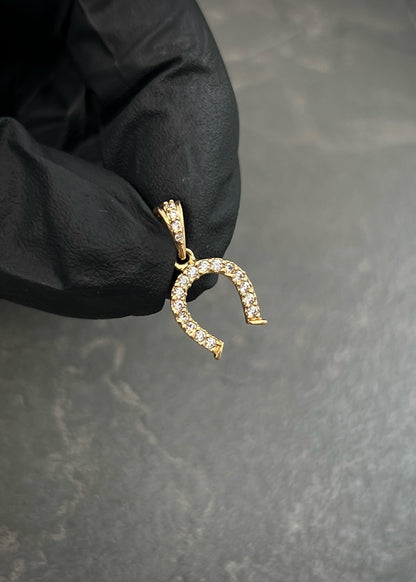 Dije Herradura de Caballo con Swarovski Blanco 0.9gr / 1.7cm / 9.5mm — Oro Amarillo