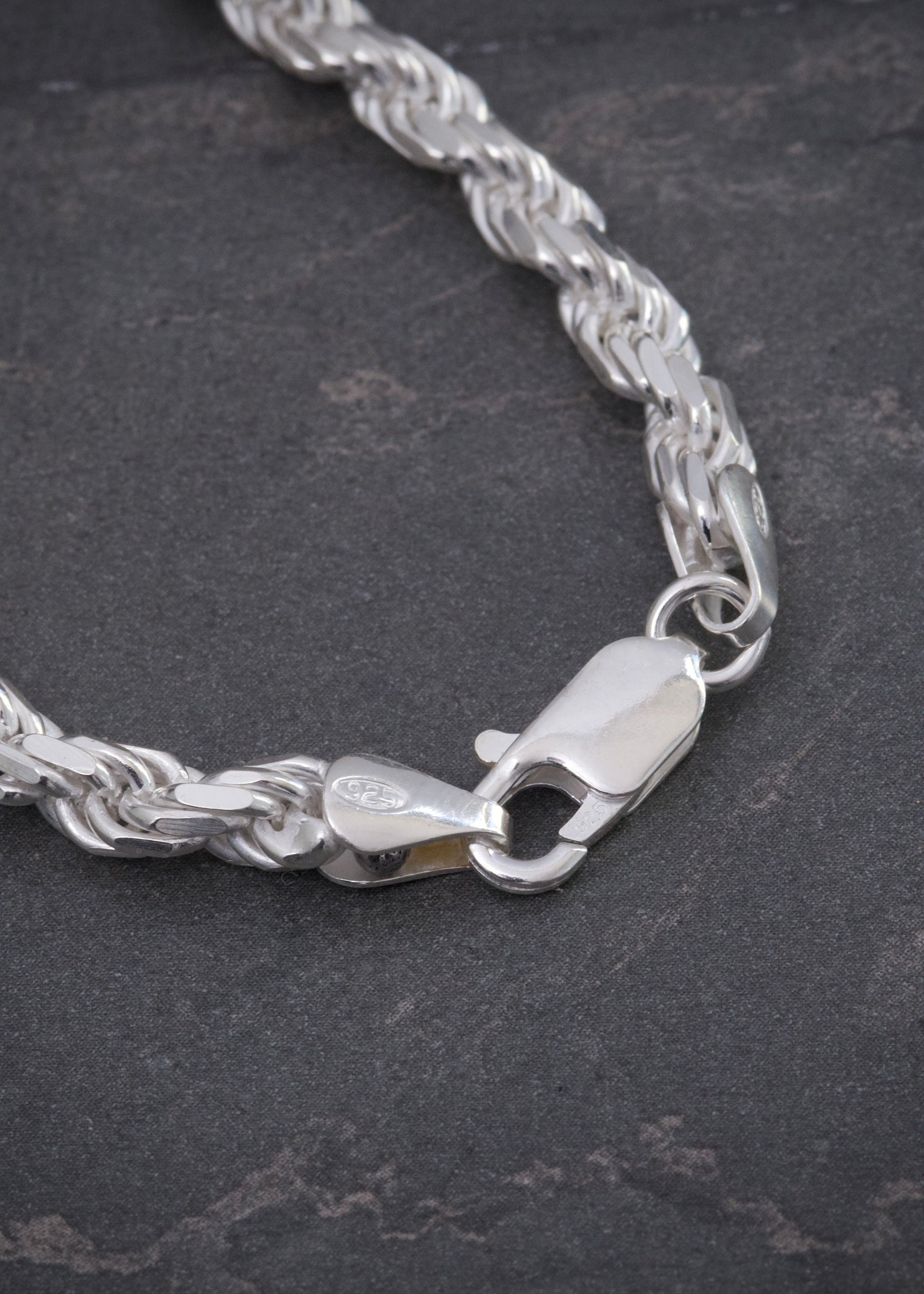 Cadena lazo 27.3gr / Largo 60cm / — — Plata