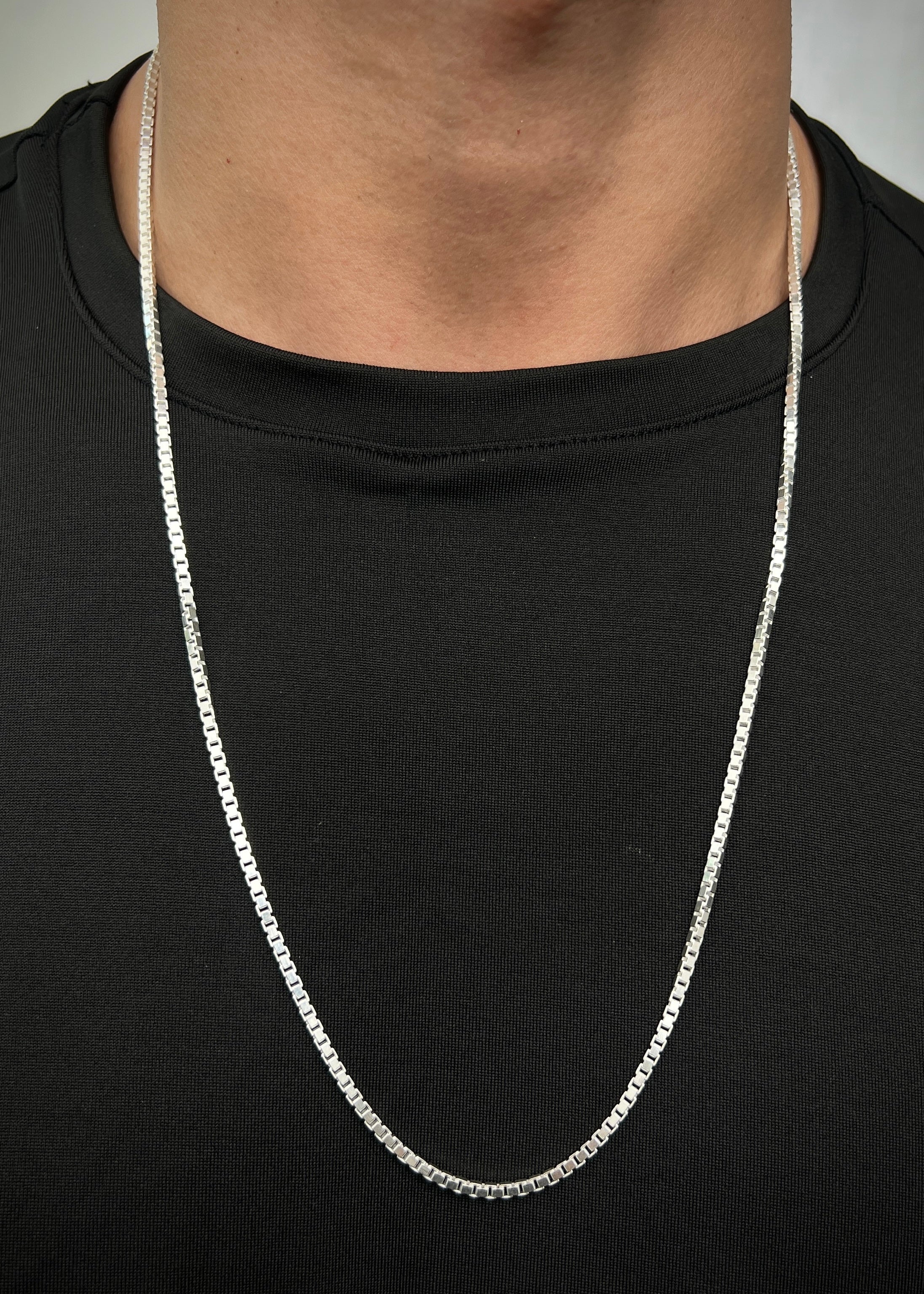 Cadena veneciana 24.15gr / Largo 70cm / — — Plata