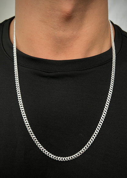 Cadena cubana 18.4gr / Largo 65cm / — — Plata
