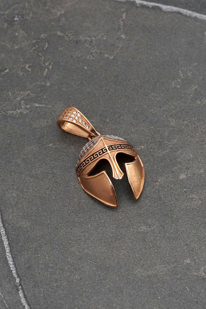 Dije gladiador con swarovski blanco 5.35gr / Largo 3.4cm / Oro Rosado Nac P