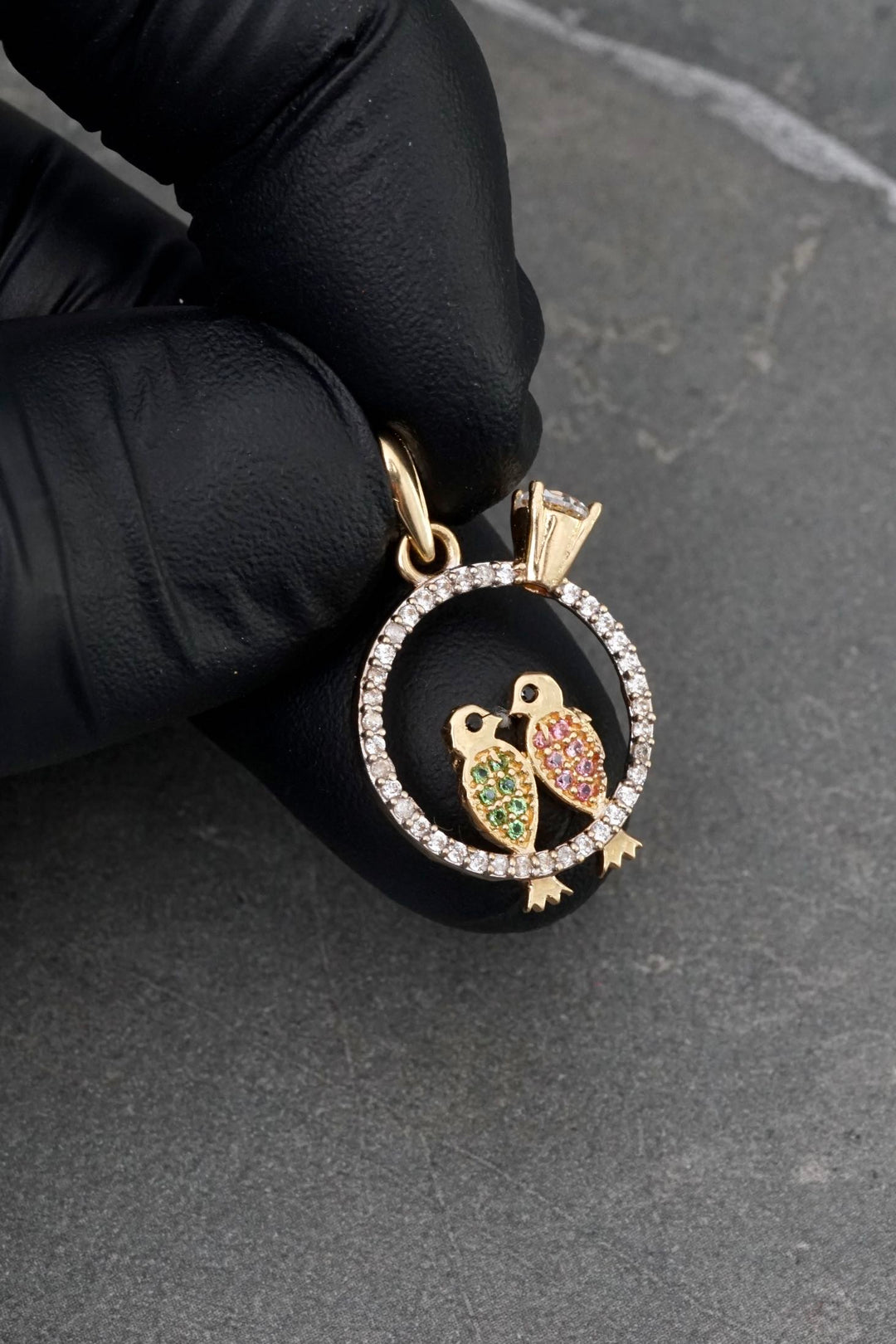 Dije pajaros con swarovski 2.15gr / Largo 2.5cm — Oro Amarillo