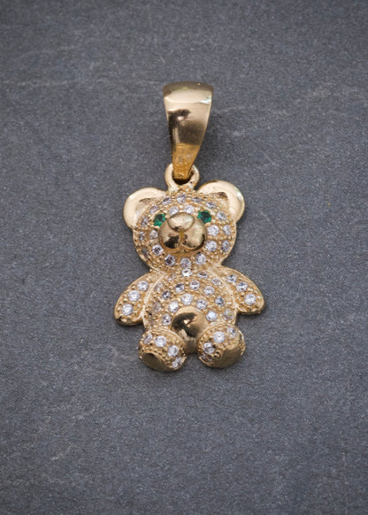 Dije Oso con Swarovski Verde y Blanco 2.75gr / 2.4cm / 12mm — Oro Amarillo