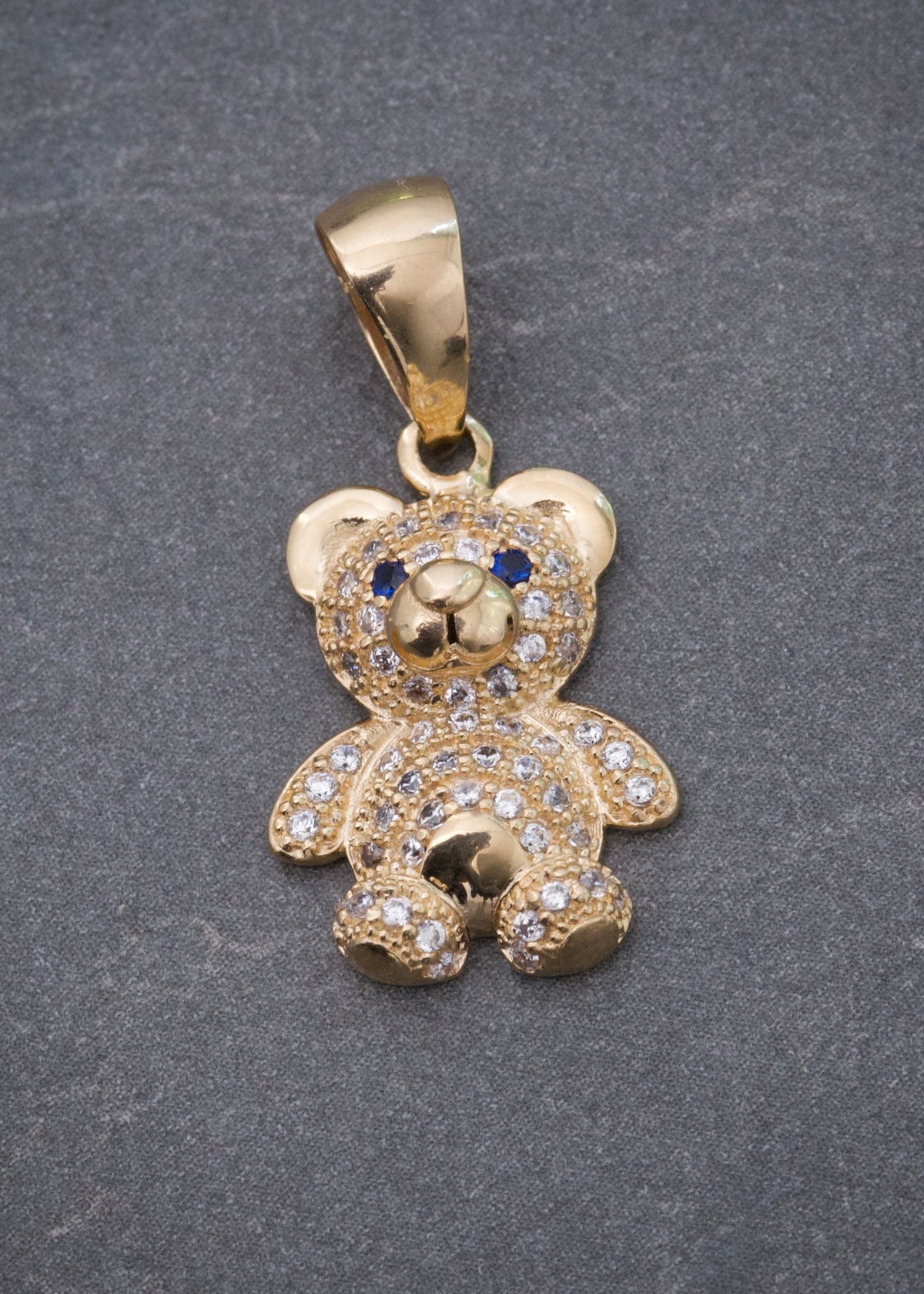 Dije Oso con Swarovski Azul y Blanco 2.6gr / 2.5cm / 12mm — Oro Amarillo