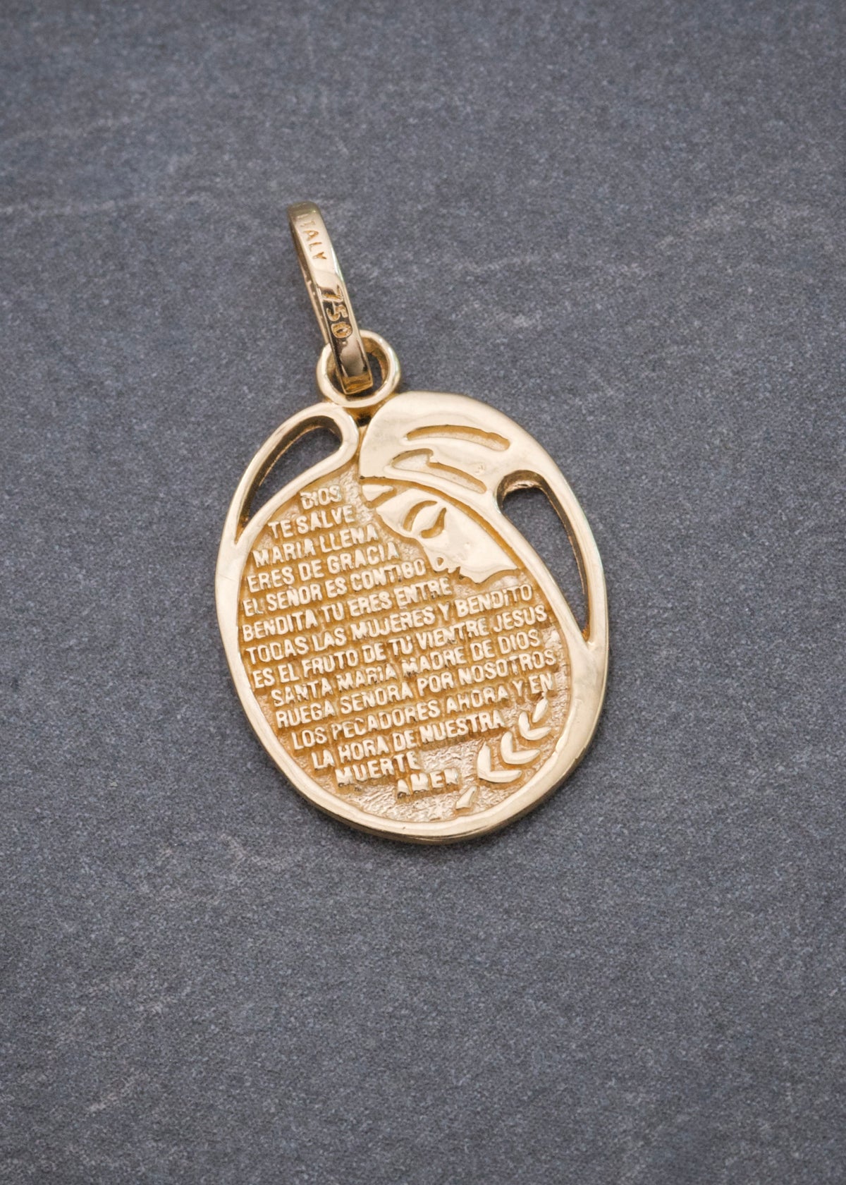 Dije Virgen Maria 1.65gr / 2.4cm / 13mm — Oro Amarillo