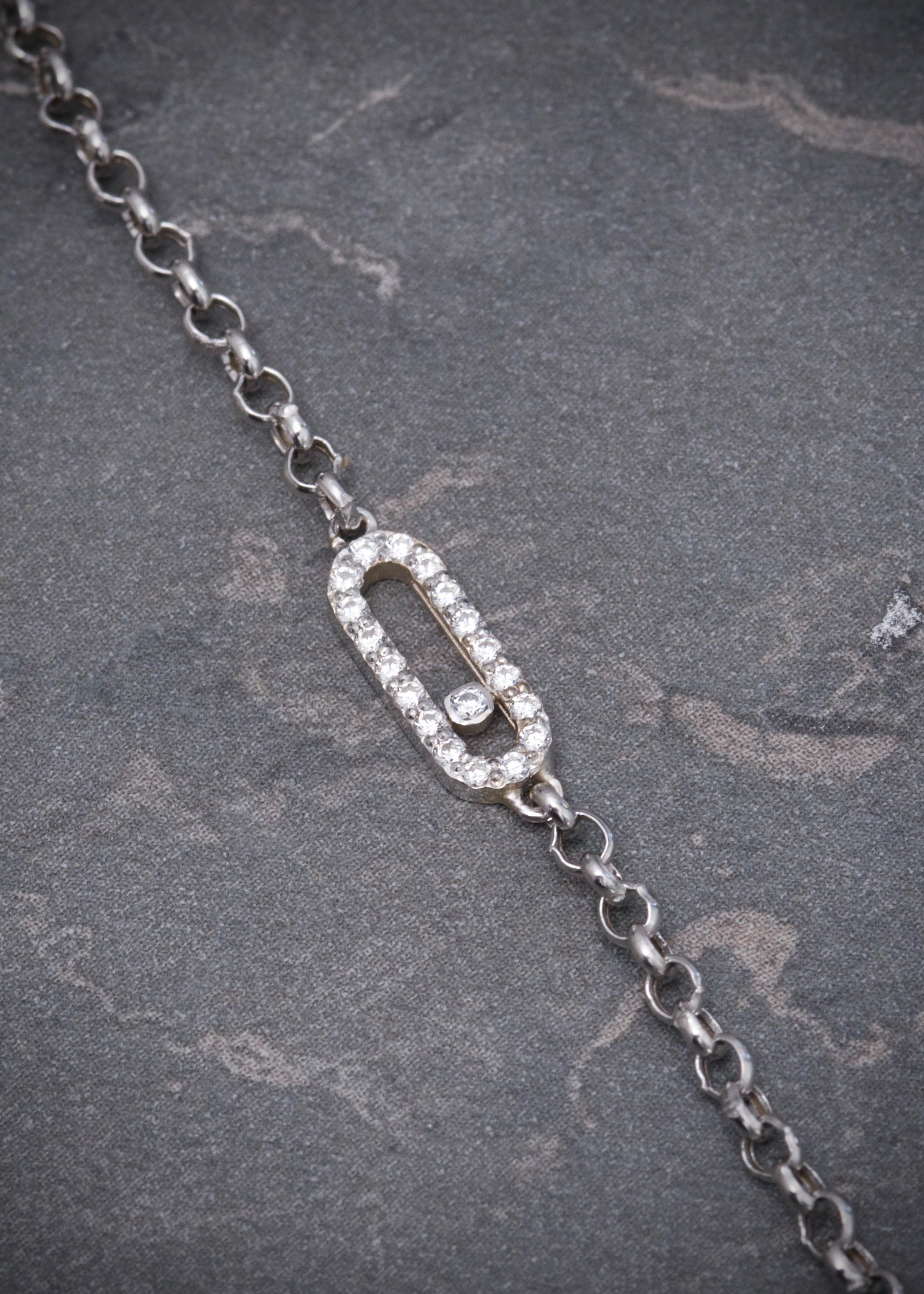 Pulso MK Con swarovski blanco 1.05gr / Largo 15.5cm / Oro Blanco italy cte M