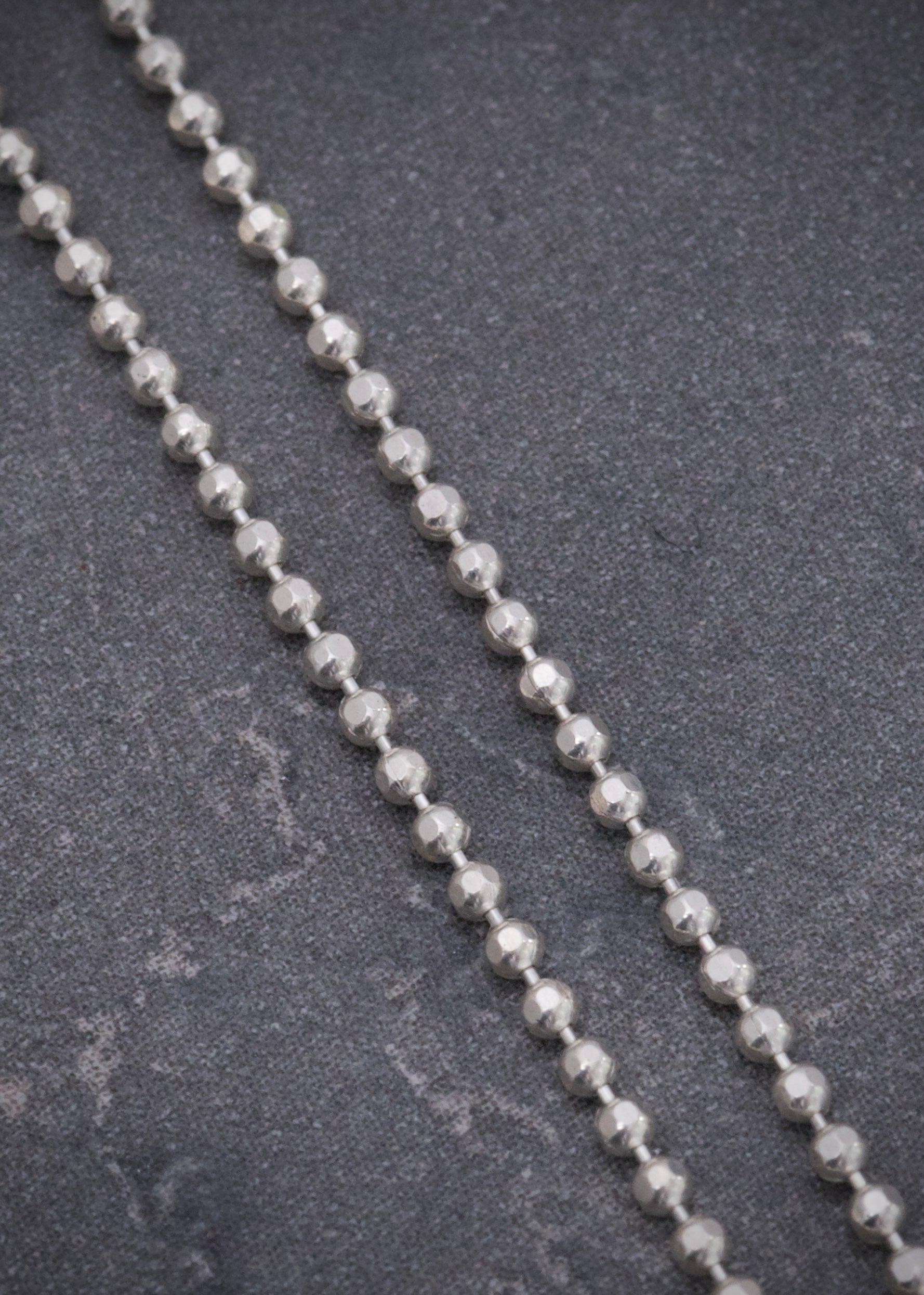 Cadena militar 2.7gr / Largo 60cm / — — Plata