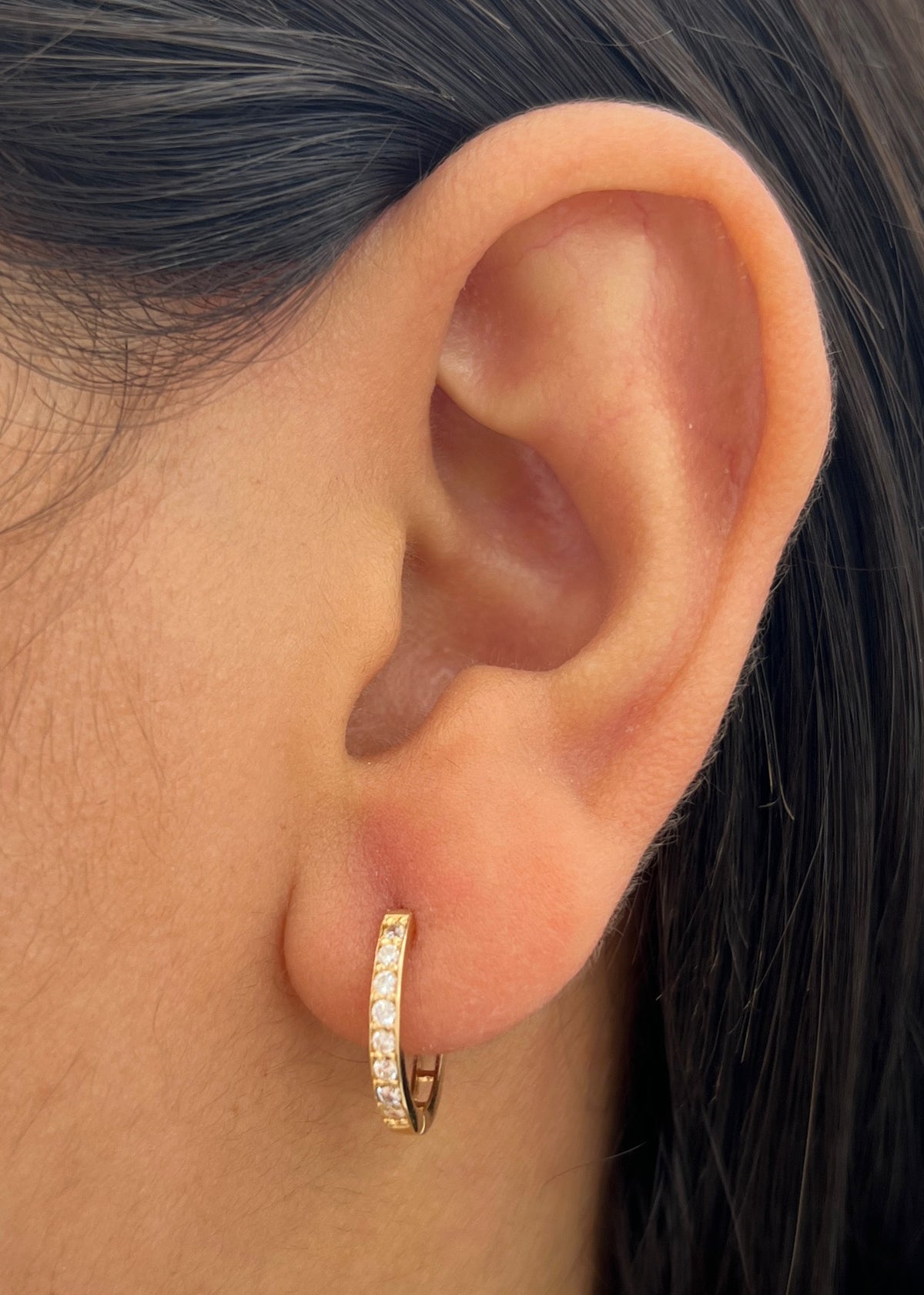 Candongas con Swarovski Blanco 2.1gr / 1.4cm / 2.1mm — Oro Amarillo