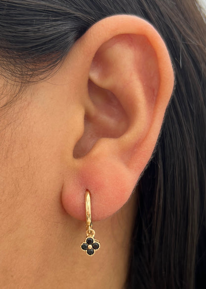 Candongas Flor con Swarovski Negro 2.15gr / 1.9cm / 6mm — Oro Amarillo