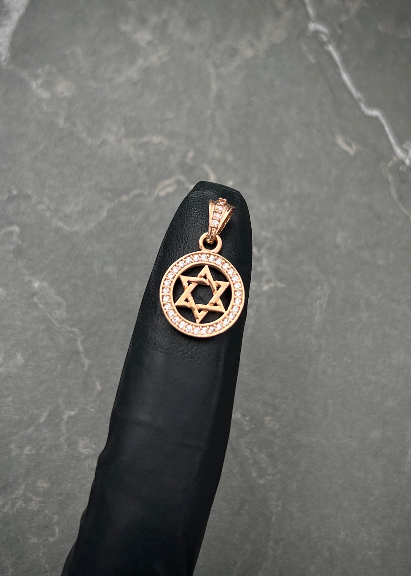 Dije estrella de david con swarovski blanco 1.4gr / Largo 2.1cm / Oro Rosado Nac M