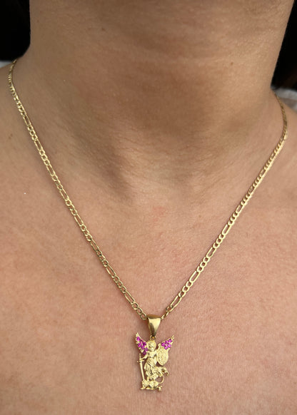 Dije arcangel san miguel con swarovski fucsia 1.95gr / Largo 2.3cm / Oro Amarillo Nac B