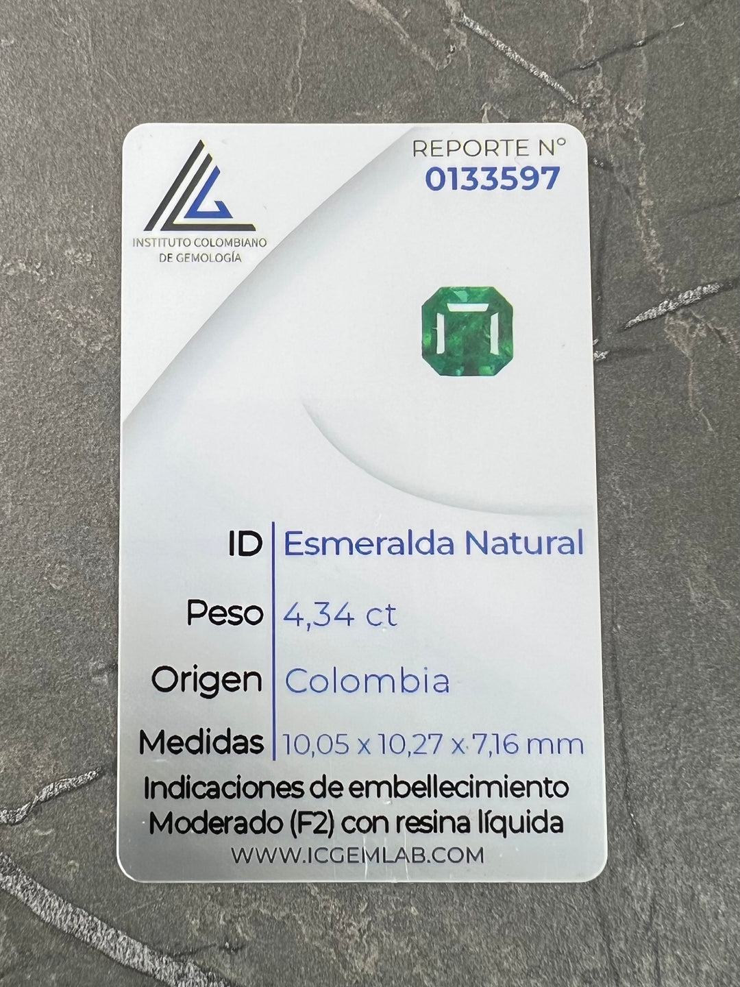 esmeralda cuadrada 434pts