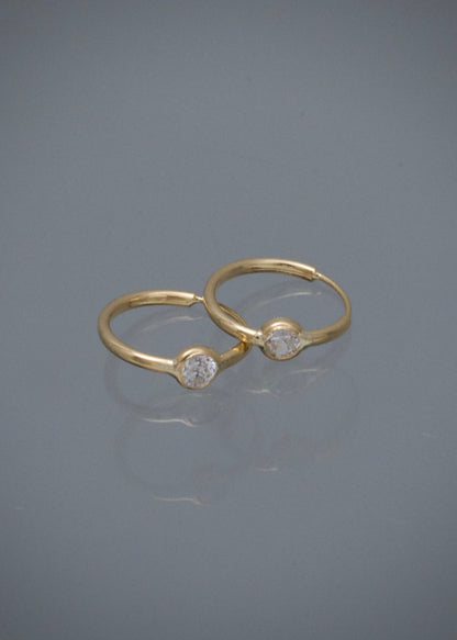Candongas con Swarovski Blanco 0.55gr / 1.1cm / 3.4mm — Oro Amarillo