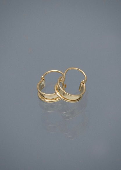Candongas Lisas 0.65gr / 1.2cm / 3mm — Oro Amarillo