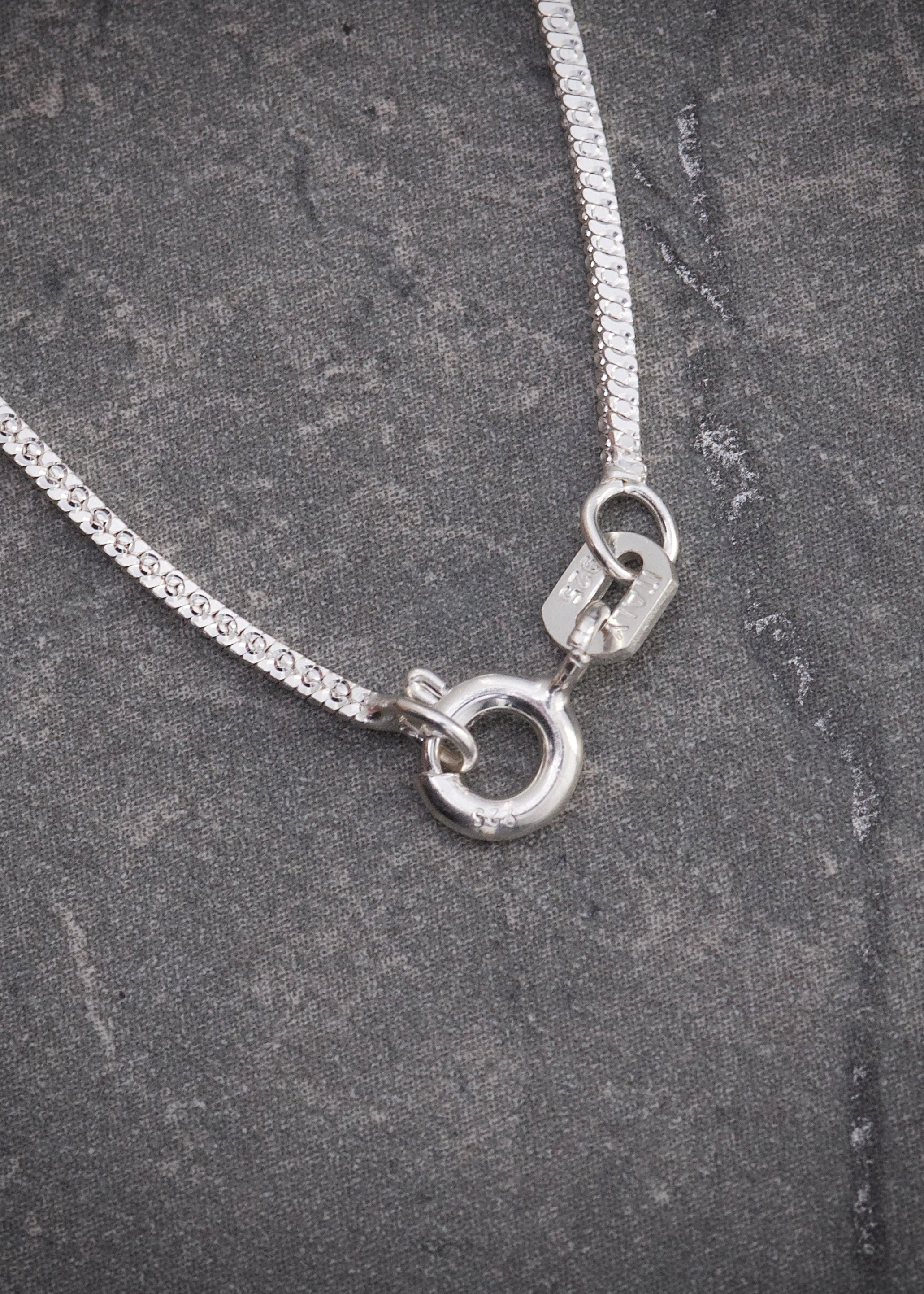 Cadena franco especial 3.8gr / Largo 45cm / — — Plata