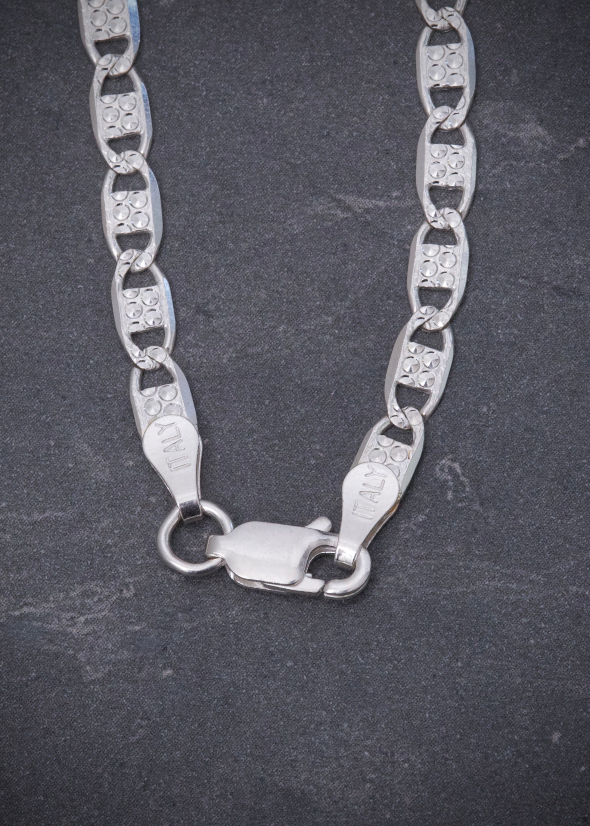 Cadena plana diamantada 9.8gr / Largo 60cm / — — Plata