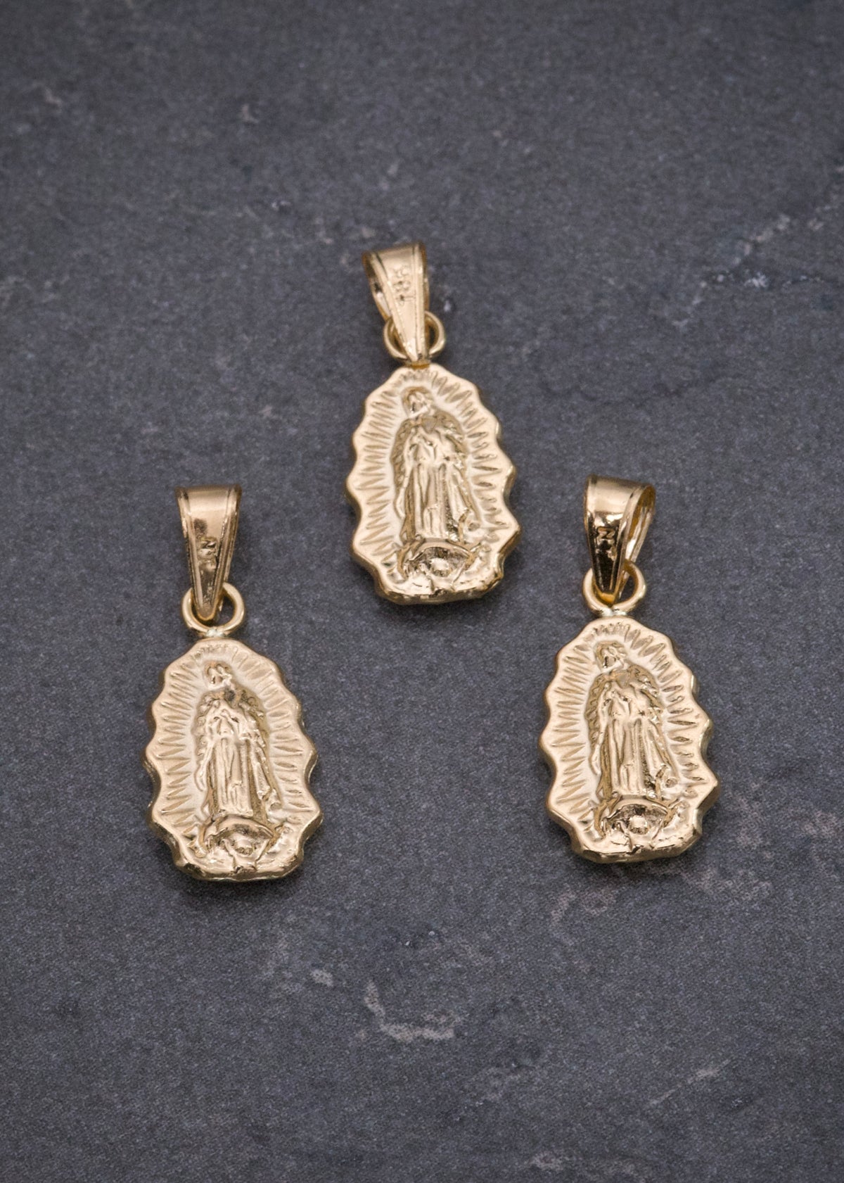 Dije Virgen de Guadalupe 0.55gr / 1.9cm / 8mm — Oro Amarillo