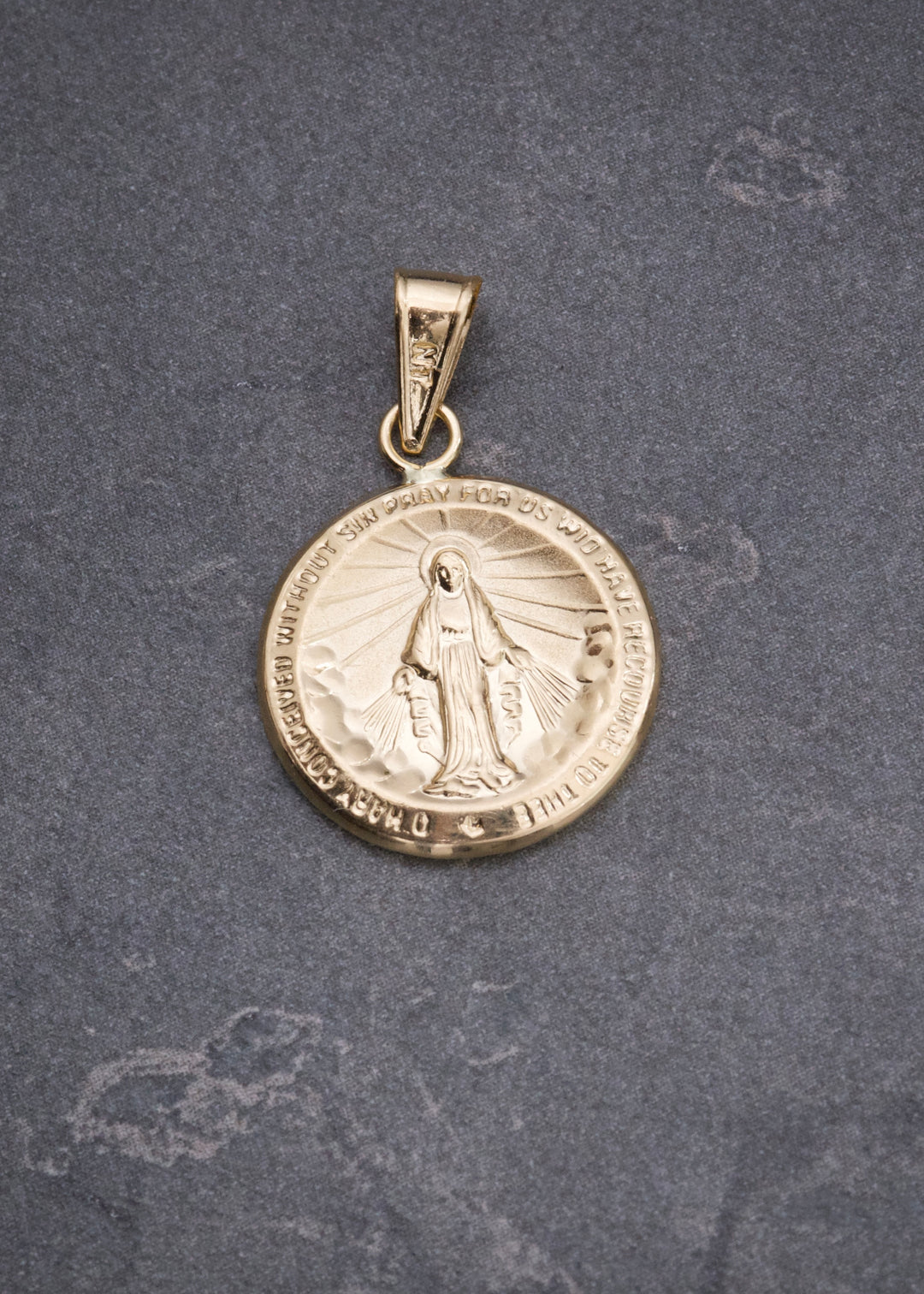 Dije Virgen de la Milagrosa 1.2gr / 2.4cm / 16mm — Oro Amarillo