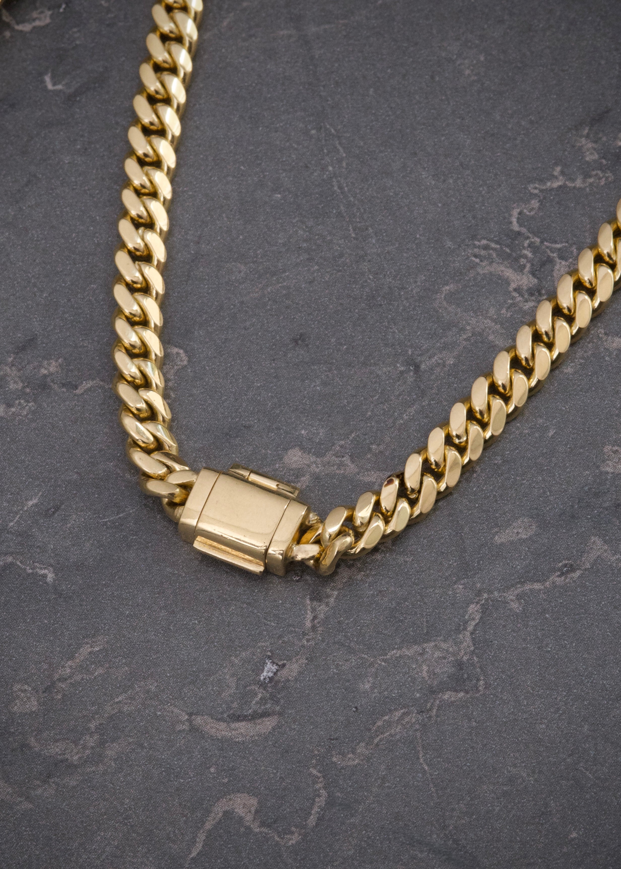Cadena cubana 48.1gr / Largo 50cm / Oro Amarillo Nac M