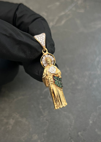 Dije San Judas Tadeo con Swarovski Verde 4.2gr / 4.1cm / 12mm — Oro Amarillo