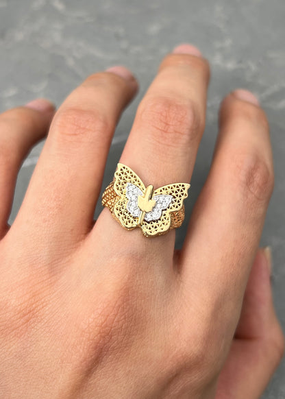 Anillo Mariposa con Swarovski Blanco 3.4gr / Talla 5 1/4 — Oro Amarillo
