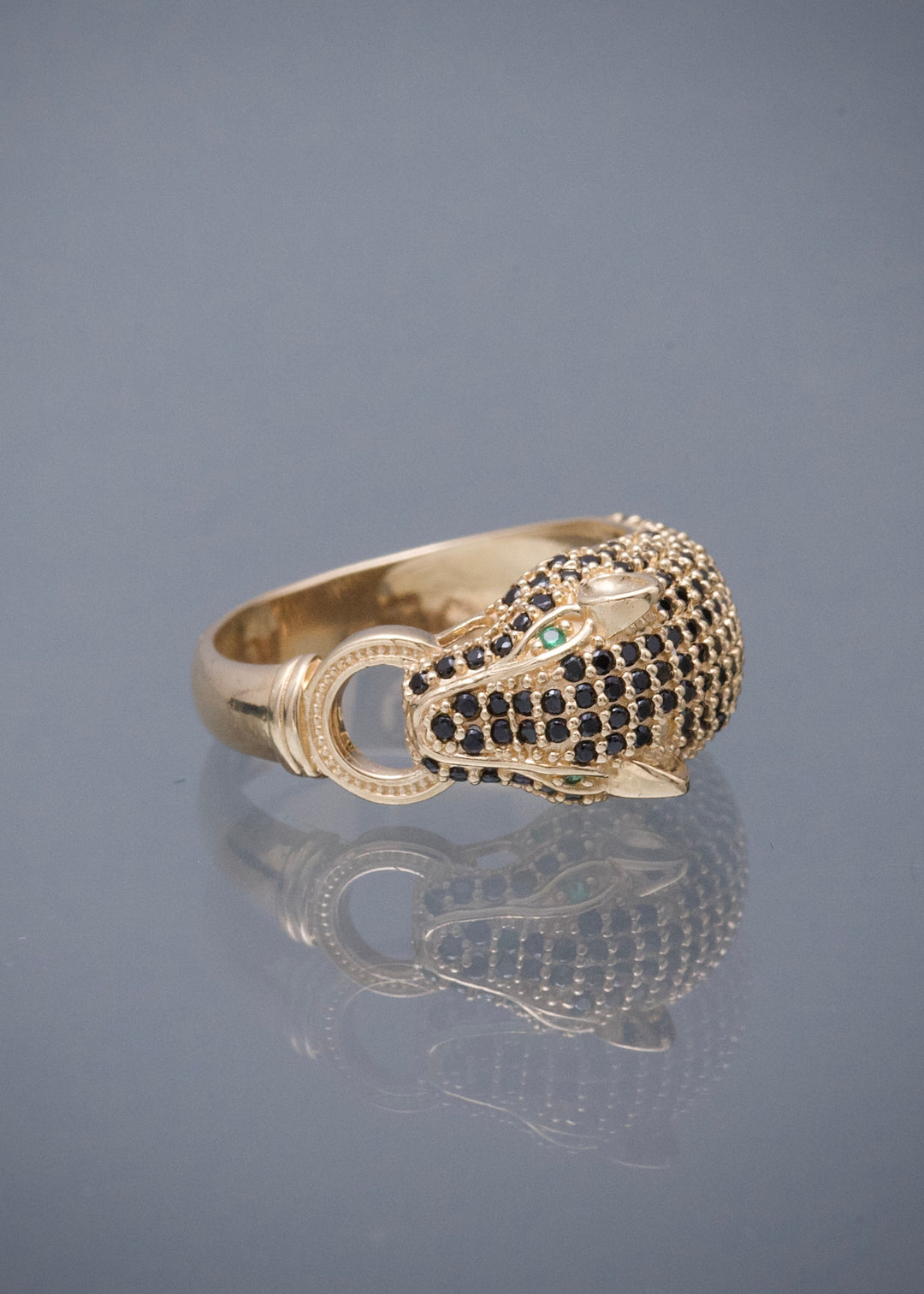 Anillo Pantera con Swarovski Negro 4.7gr / Talla 6 1/2 — Oro Amarillo