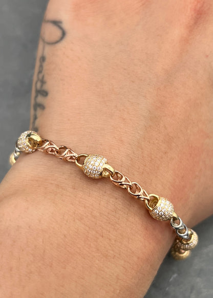 Pulso Rustico con Swarovski Blanco 11.8gr / 18.5cm / 6mm — Tres Oros