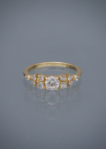 Anillo Con 50pts de diamante central y 12pts de diamantes laterales 3gr / TALLA 6 / Oro Amarillo (Joya) M