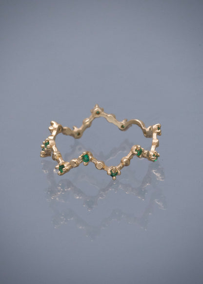 Anillo con Swarovski Verde 1.1gr / Talla 6 — Oro Amarillo