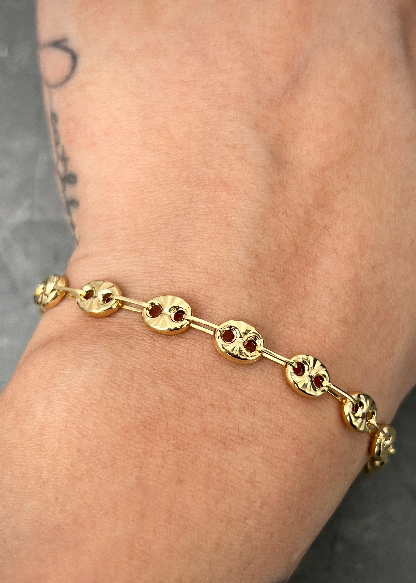 Pulso gc diamantado 5.1gr / Largo 22cm / Oro Amarillo Nac B