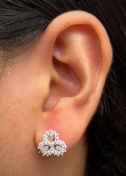 Topos con swarovski blanco 3.45gr / Largo 1.2cm / Plata B