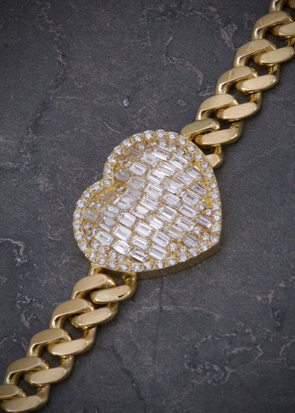 Pulso corazon con 760pts de diamantes baguette 38.9gr / Largo 23cm / Oro Amarillo (Joya) M