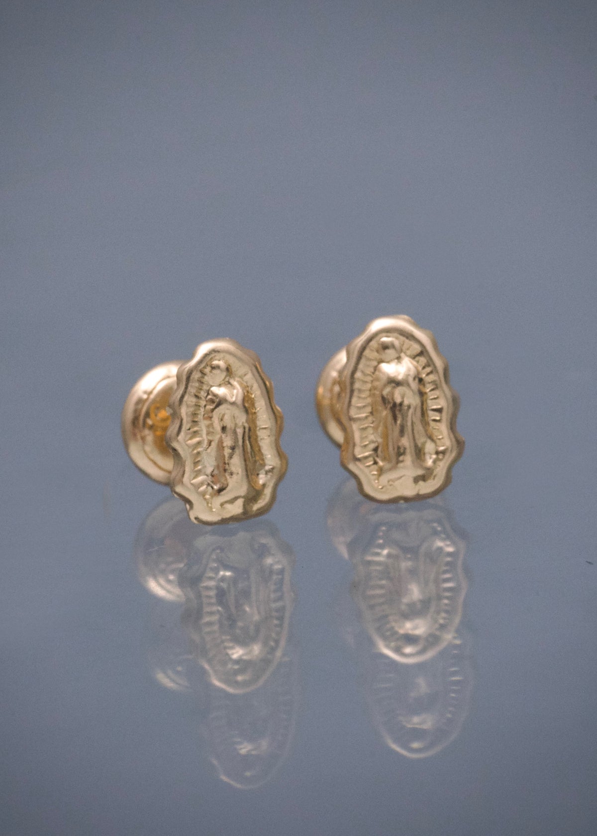 Topos Virgen de Guadalupe 0.7gr / 0.8cm / 5.6mm — Oro Amarillo