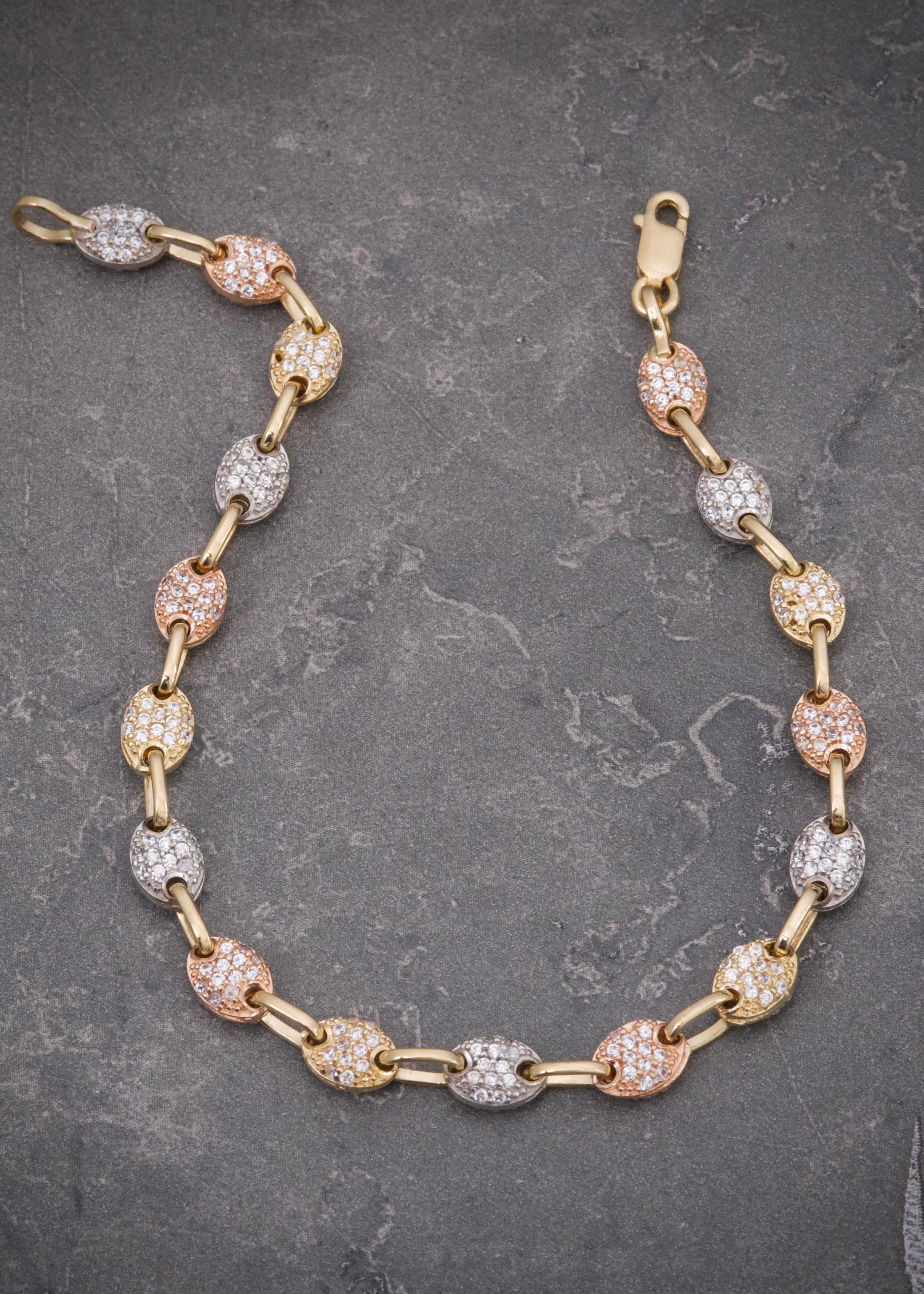 Pulso gc con swarovski blanco 12.7gr / Largo 19.5cm / Tres Oros Nac M