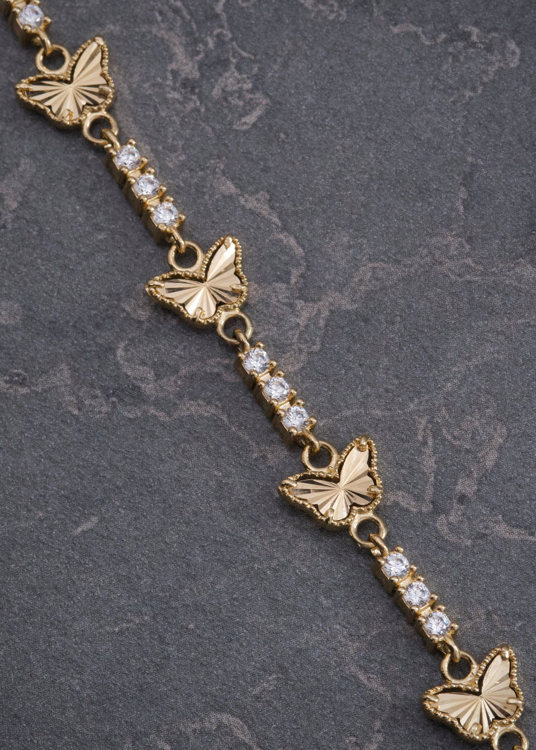 Pulso Mariposa con Swarovski Blanco 8.1gr / 18cm / 8.3mm — Oro Amarillo