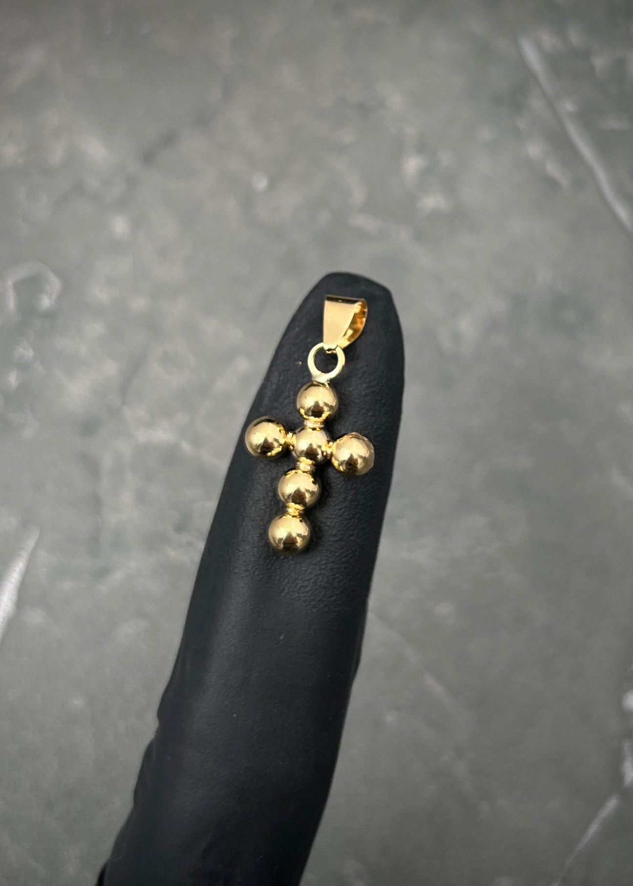 Dije Cruz 0.8gr / Largo 2.5cm / Oro Amarillo Nac B