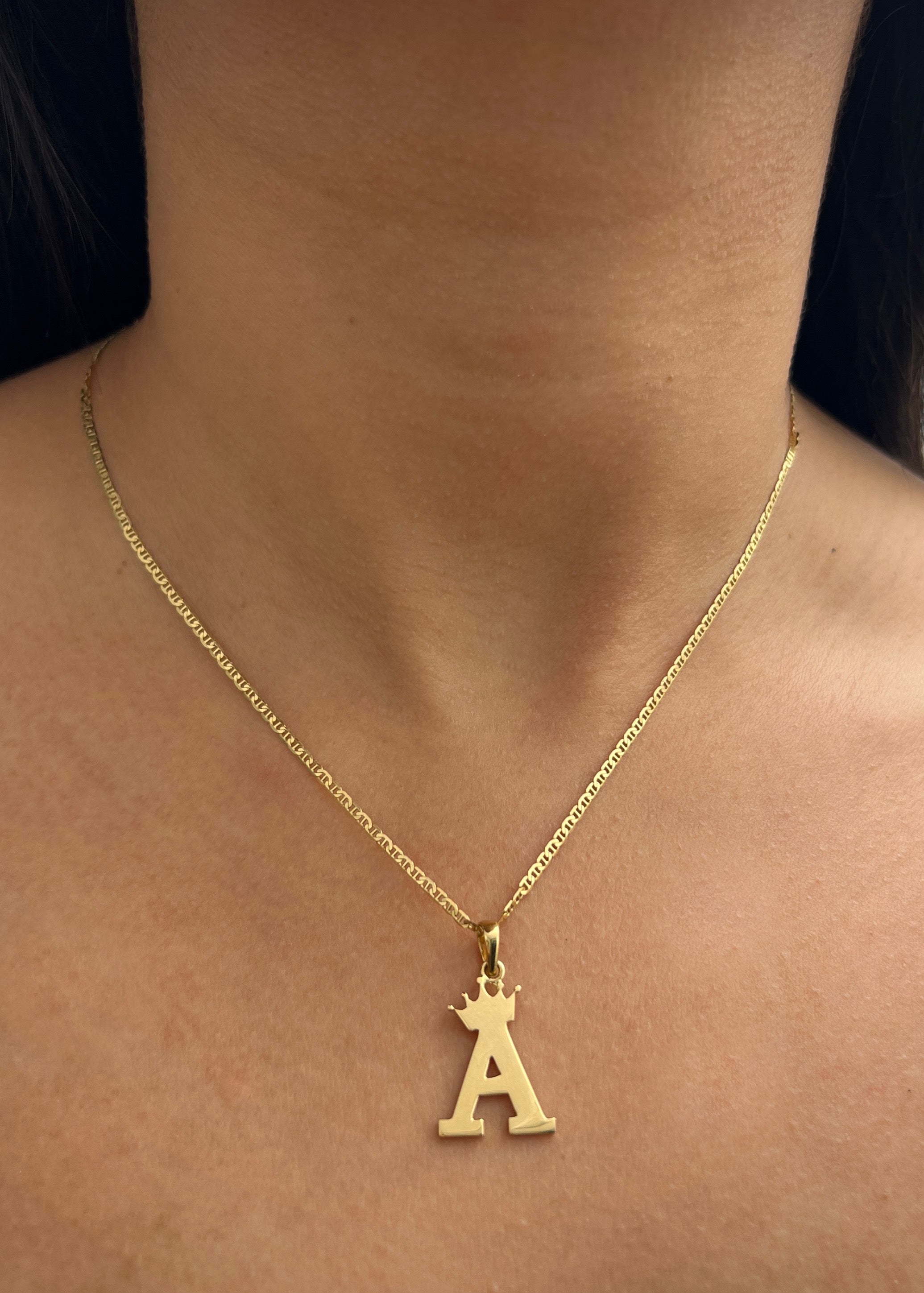 Dije letra A 2.5gr / Largo 2.6cm / Oro Amarillo Nac B