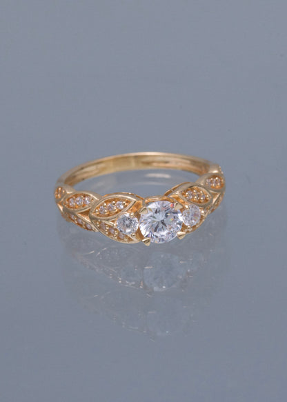 Solitario con Swarovski Blanco 3.1gr / Talla 6 1/2 — Oro Amarillo
