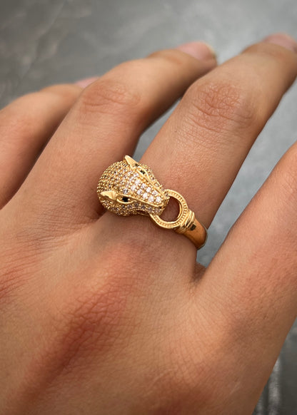 Anillo Pantera con Swarovski Blanco y Negro 4.4gr / Talla 6 1/4 — Oro Amarillo