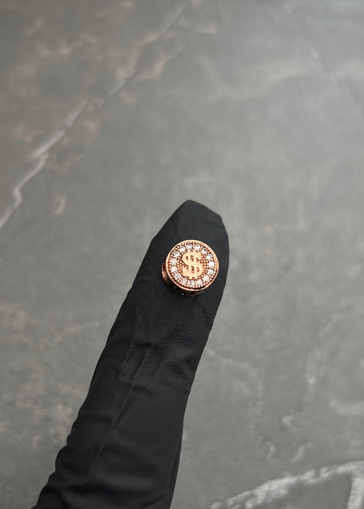 Herraje Signo Peso con Swarovski Blanco 1.6gr / 0.8cm / 8mm — Oro Rosado
