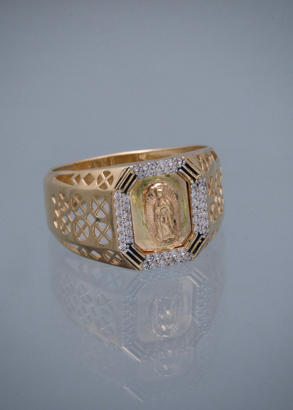 Anillo Guadalupe con Swarovski Blanco 7.5gr / Talla 11 — Oro Amarillo